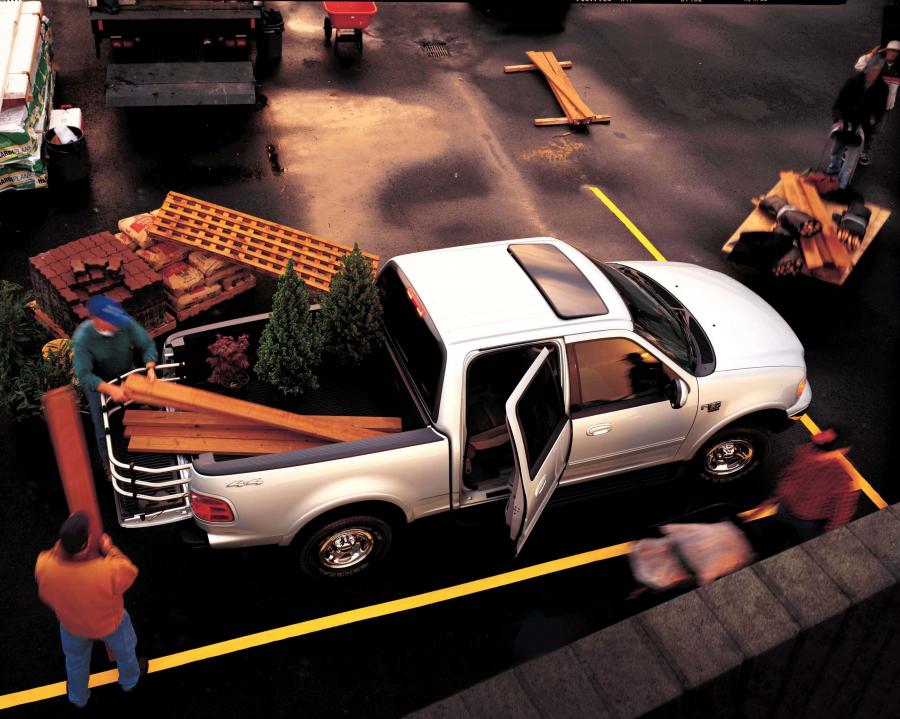  Ford F-150 SuperCrew Cab 2001 года  (фото 38 из 96)